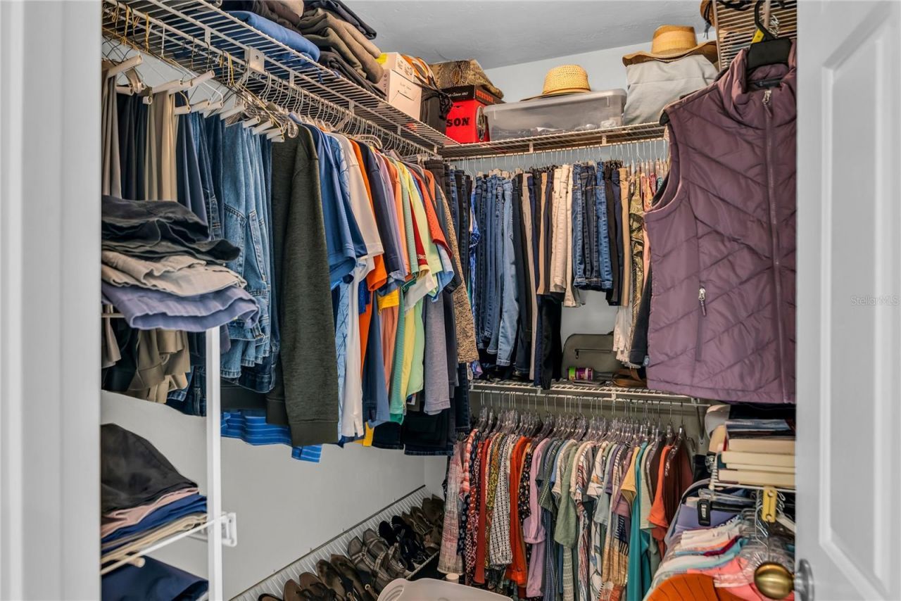 104 Acacia Point, Yalaha, FL 34797 Photo