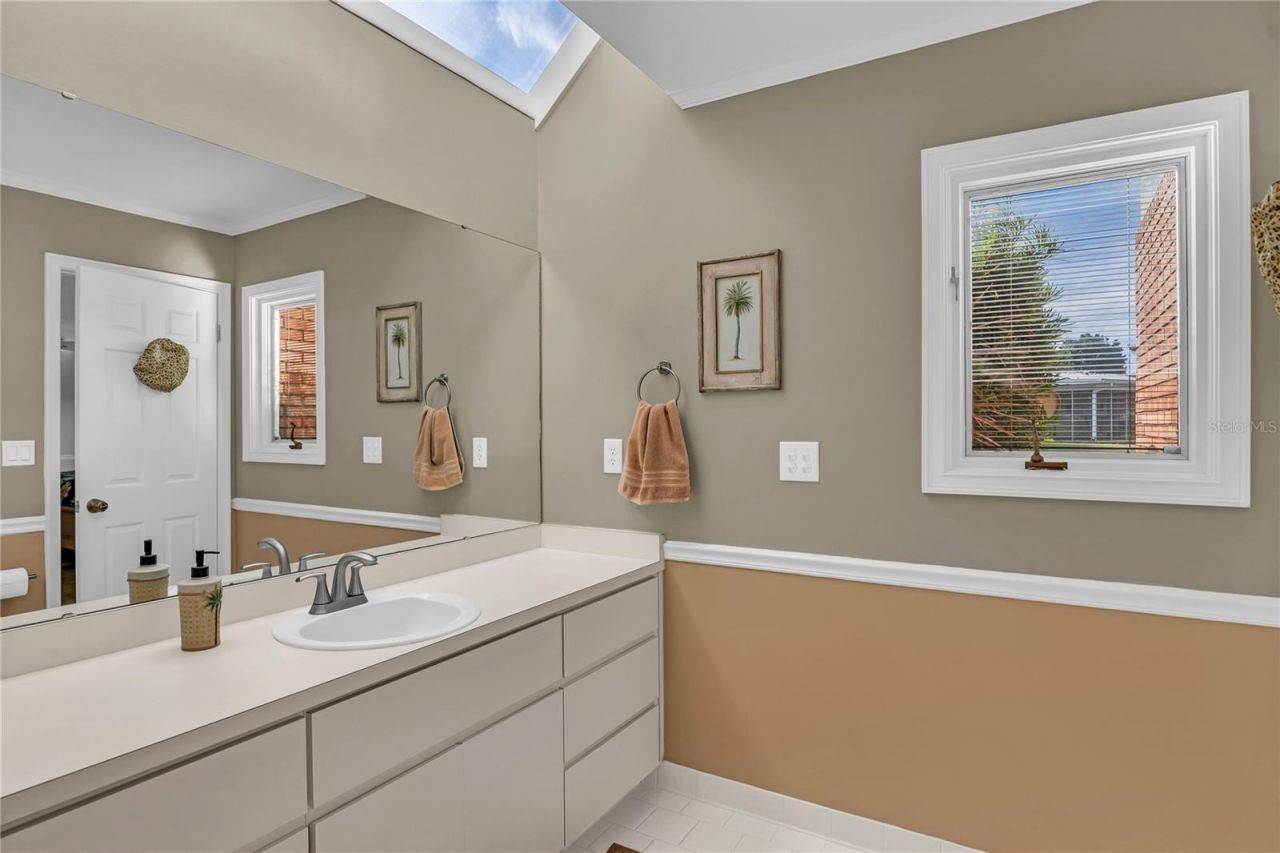 104 Acacia Point, Yalaha, FL 34797 Photo