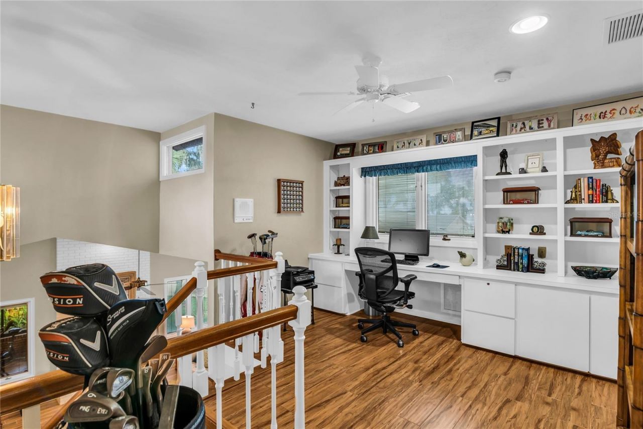 104 Acacia Point, Yalaha, FL 34797 Photo