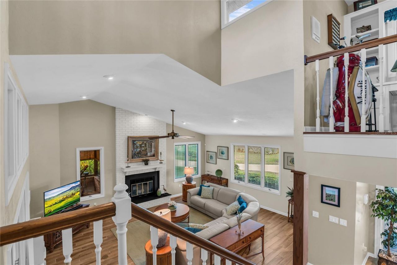 104 Acacia Point, Yalaha, FL 34797 Photo