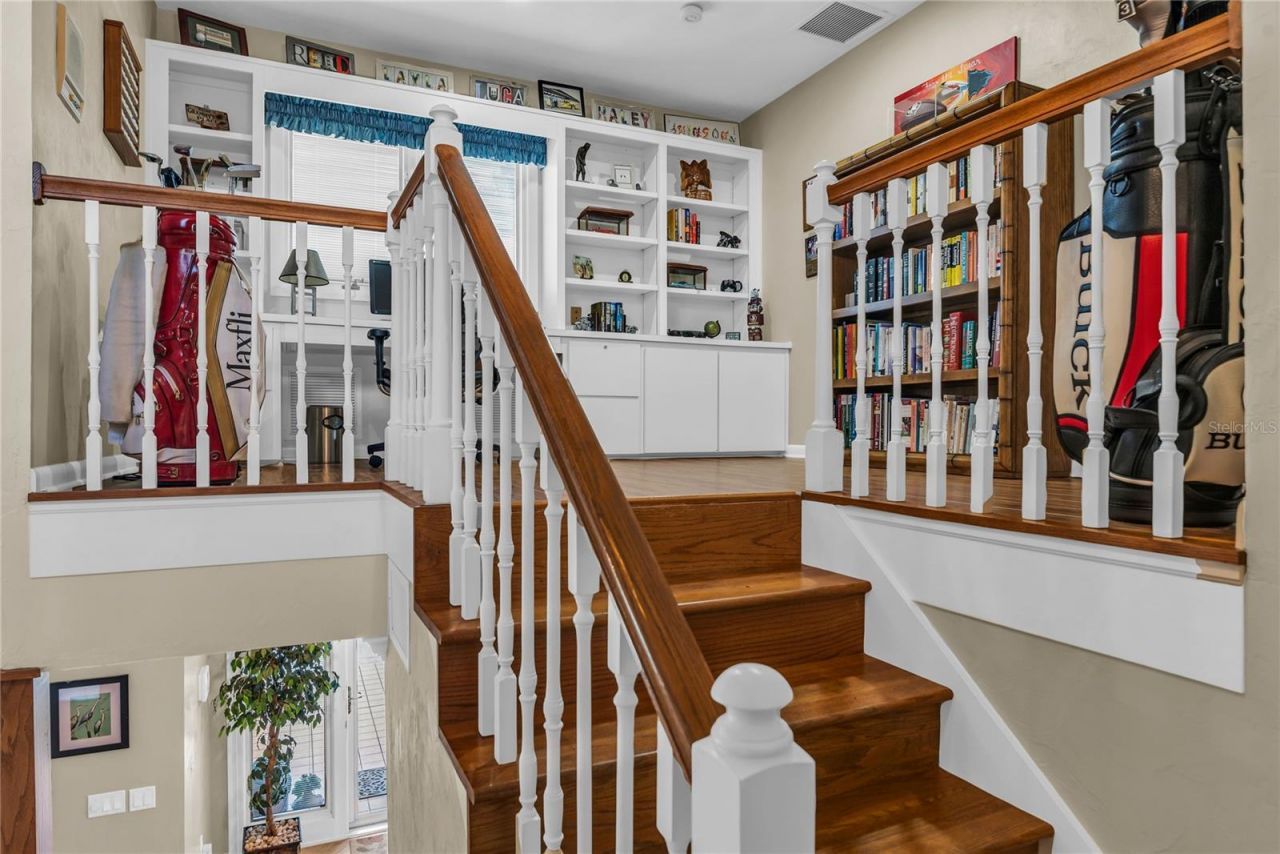 104 Acacia Point, Yalaha, FL 34797 Photo