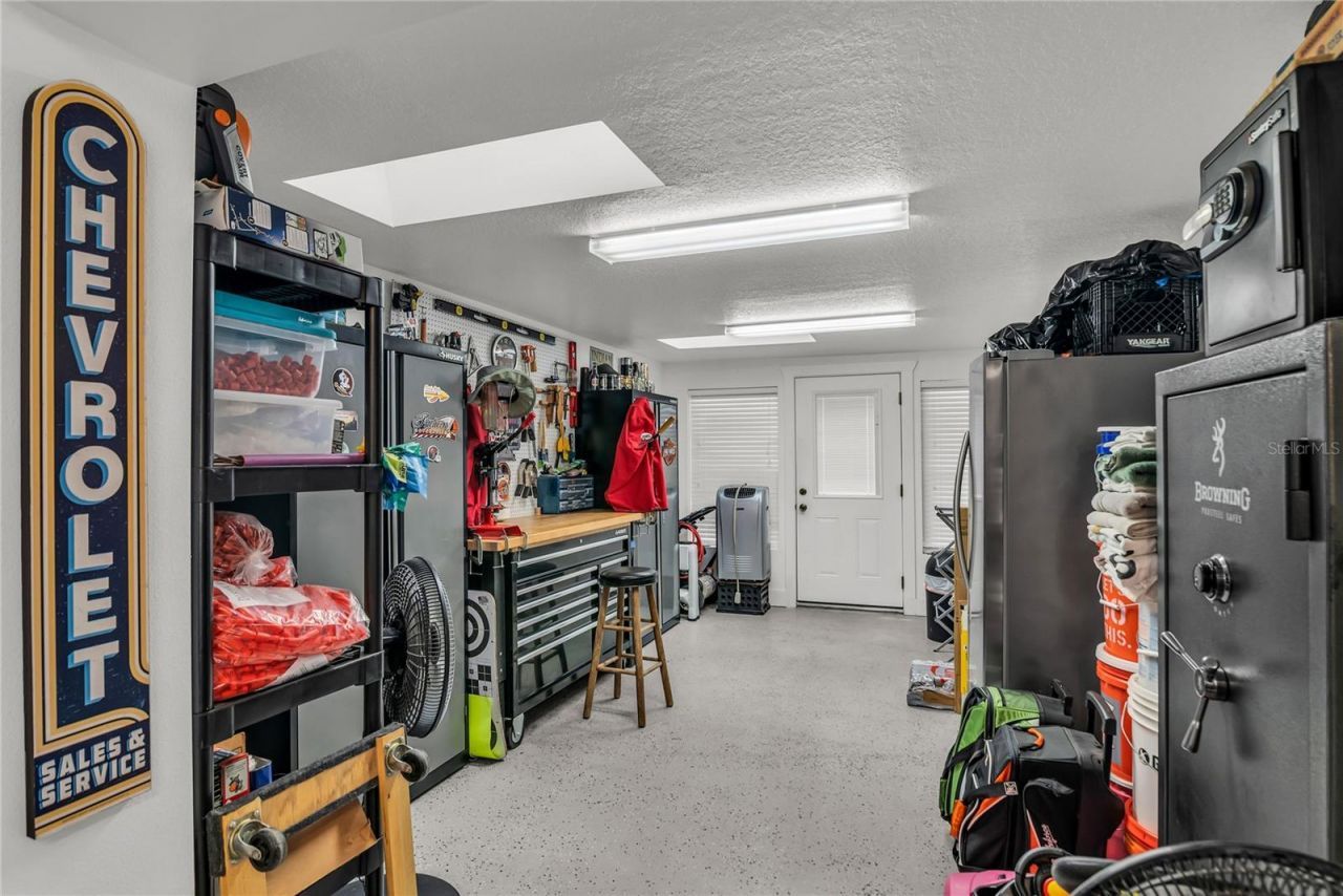 104 Acacia Point, Yalaha, FL 34797 Photo