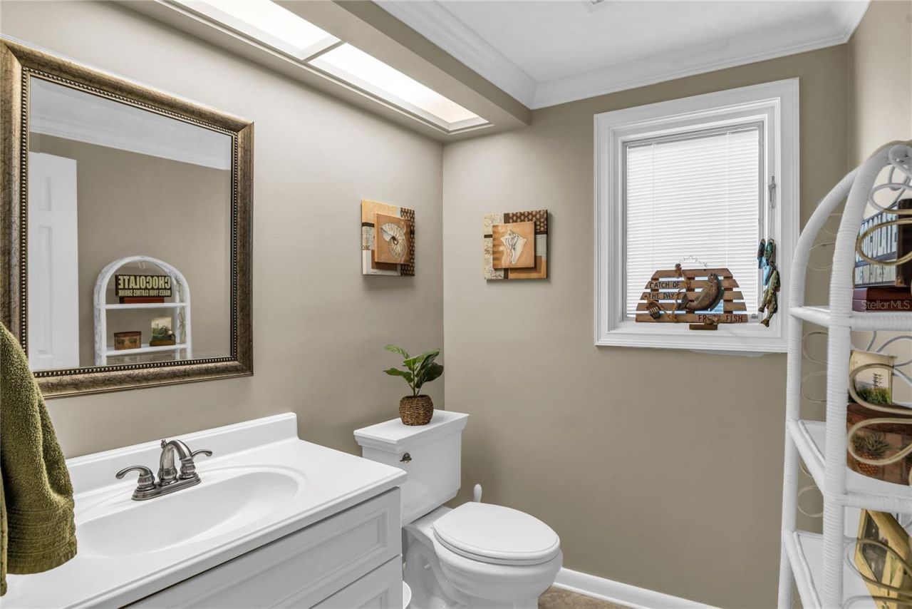 104 Acacia Point, Yalaha, FL 34797 Photo