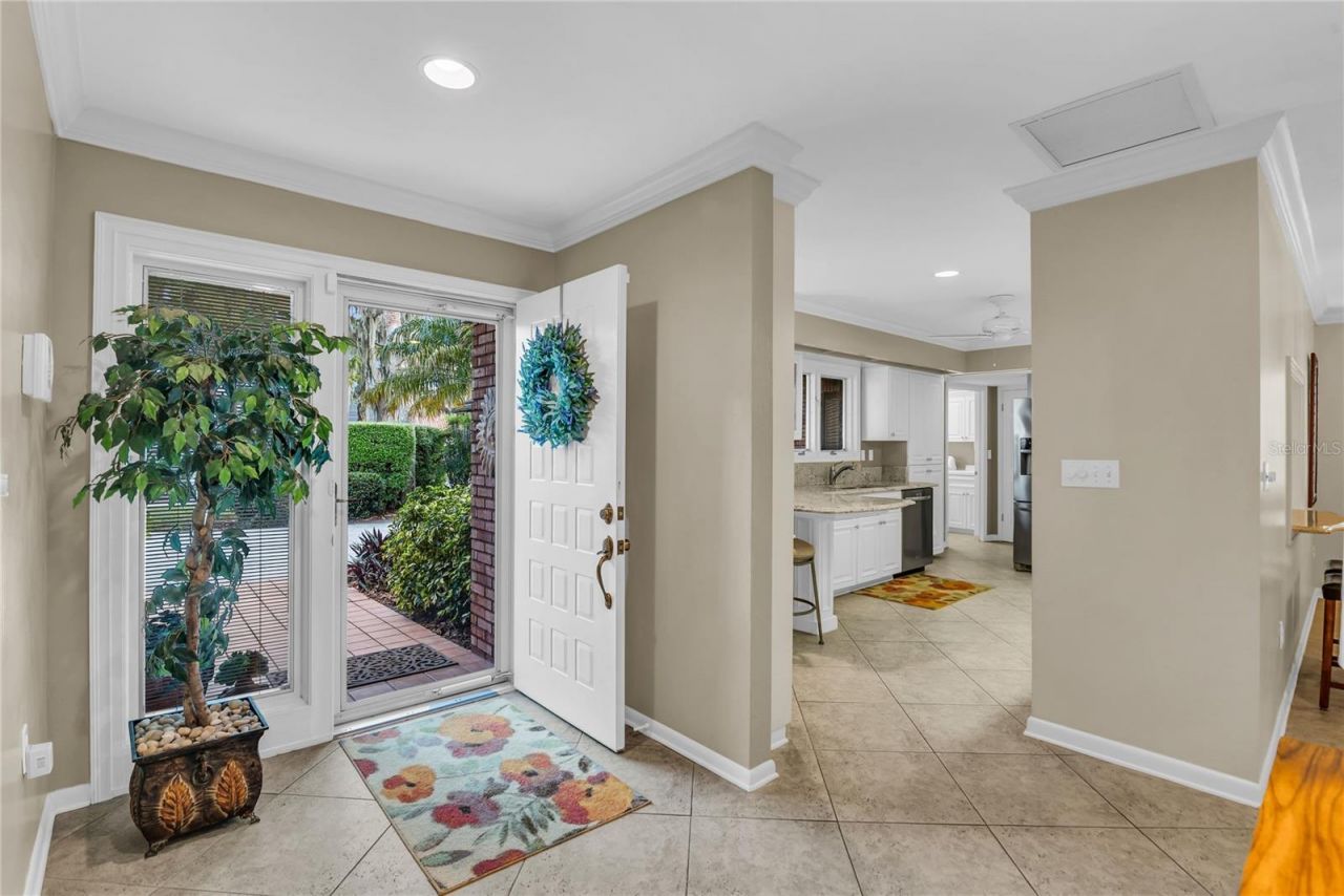 104 Acacia Point, Yalaha, FL 34797 Photo