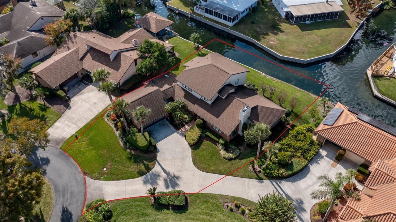 104 Acacia Point, Yalaha, FL 34797 Photo