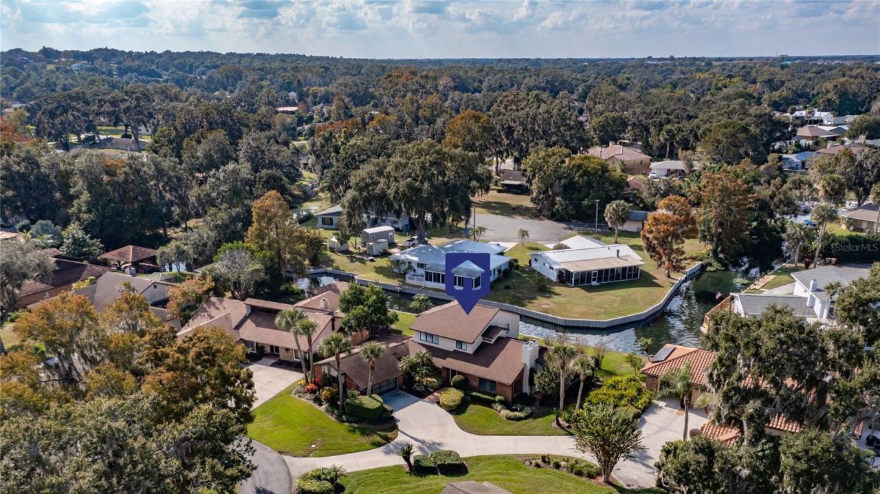 104 Acacia Point, Yalaha, FL 34797 Photo