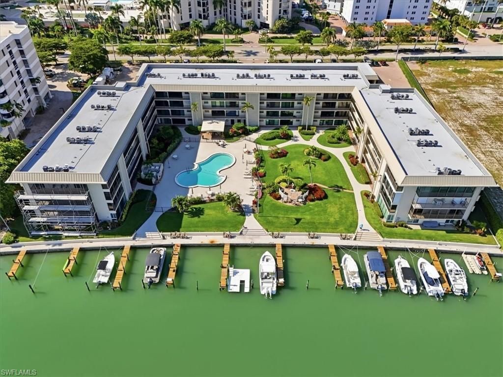 3200 Gulf Shore Blvd N, Unit 105, Naples, FL 34103 Photo