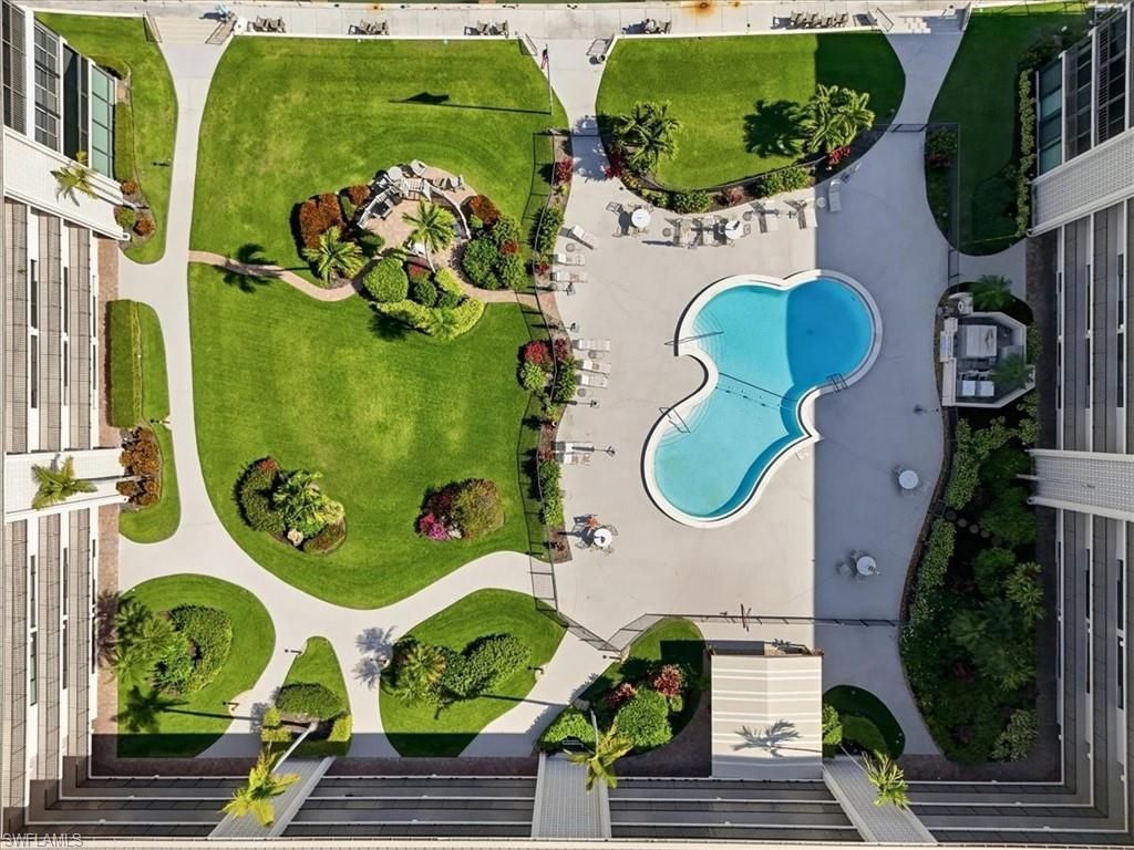 3200 Gulf Shore Blvd N, Unit 105, Naples, FL 34103 Photo