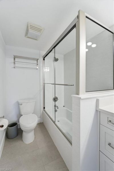 3200 Gulf Shore Blvd N, Unit 105, Naples, FL 34103 Photo