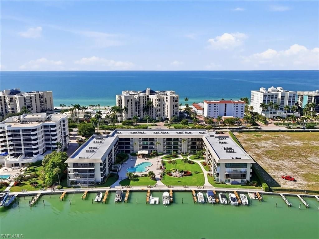 3200 Gulf Shore Blvd N, Unit 105, Naples, FL 34103 Photo
