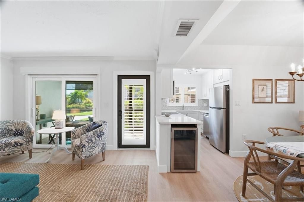 3200 Gulf Shore Blvd N, Unit 105, Naples, FL 34103 Photo