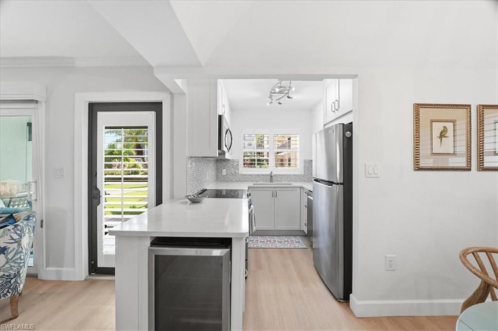 3200 Gulf Shore Blvd N, Unit 105, Naples, FL 34103 Photo