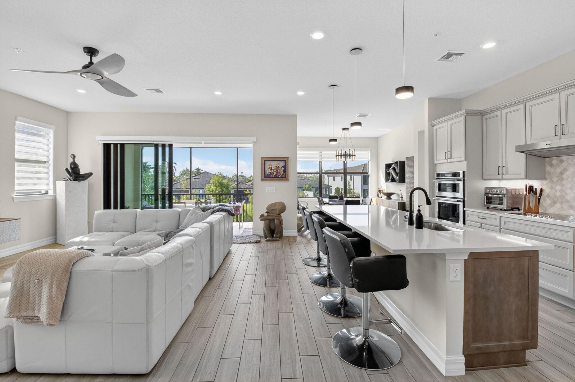 21956 Canadensis Circle, Unit 201, Boca Raton, FL 33428 Photo