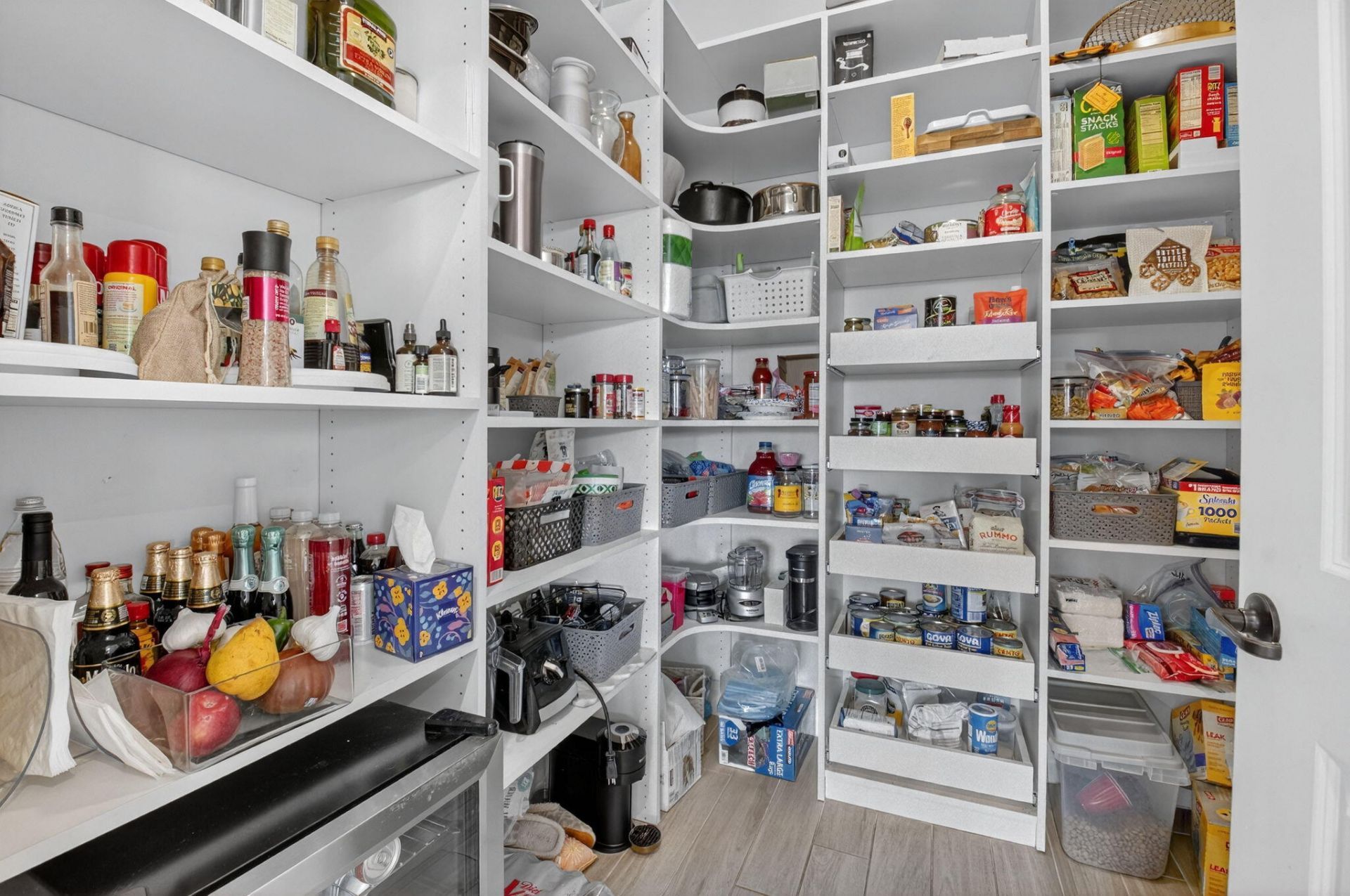 21956 Canadensis Circle, Unit 201, Boca Raton, FL 33428 Photo