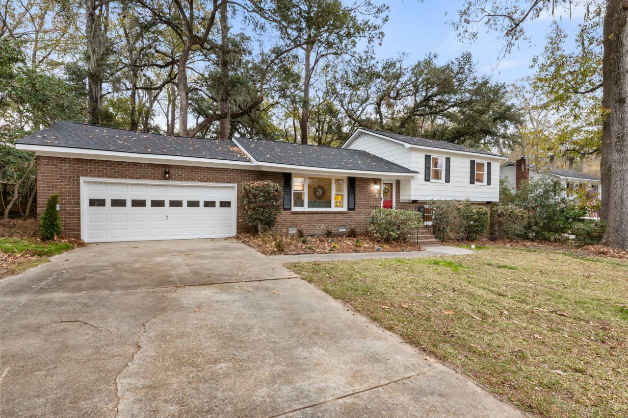 321 Fairington Drive Photo 21