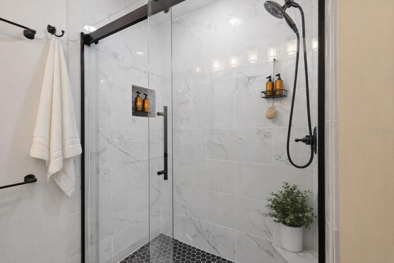 1001 Edgemont Place, Brandon, FL 33511 Photo