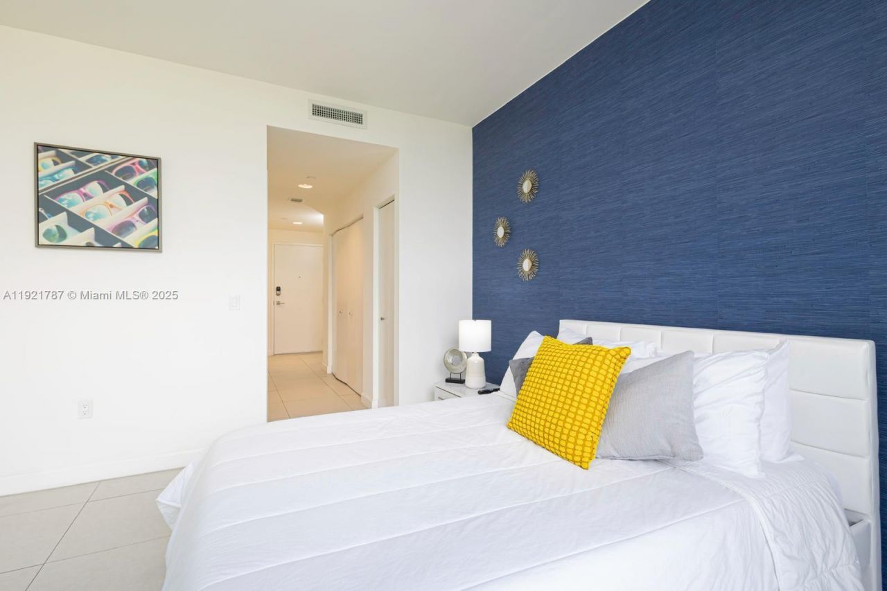 5350 NW 84th Ave, Unit 705, Doral, FL 33166 Photo