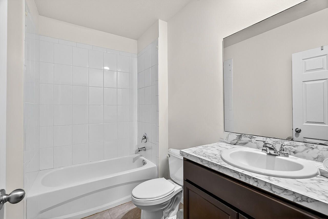 5307 Entertainment Way, Fort Pierce, FL 34947 Photo