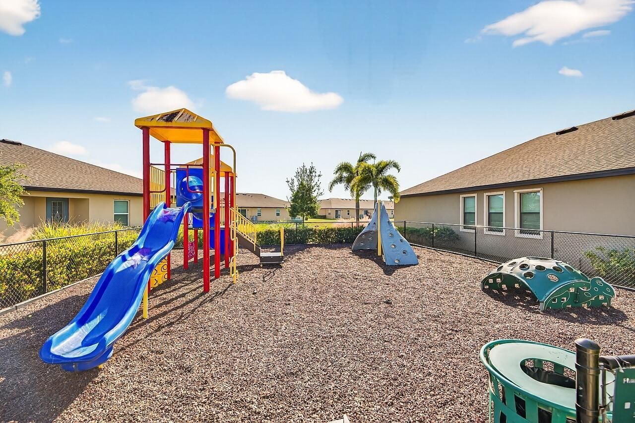 5307 Entertainment Way, Fort Pierce, FL 34947 Photo