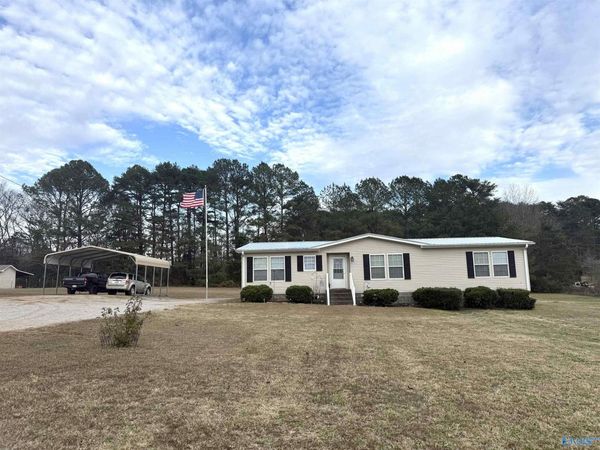 50 County Road 107, Gaylesville, AL 35973