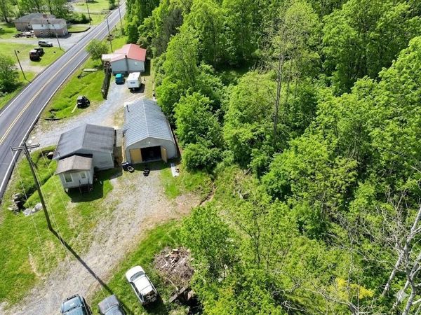 4505 S Seneca Trl, Ronceverte, WV 24970