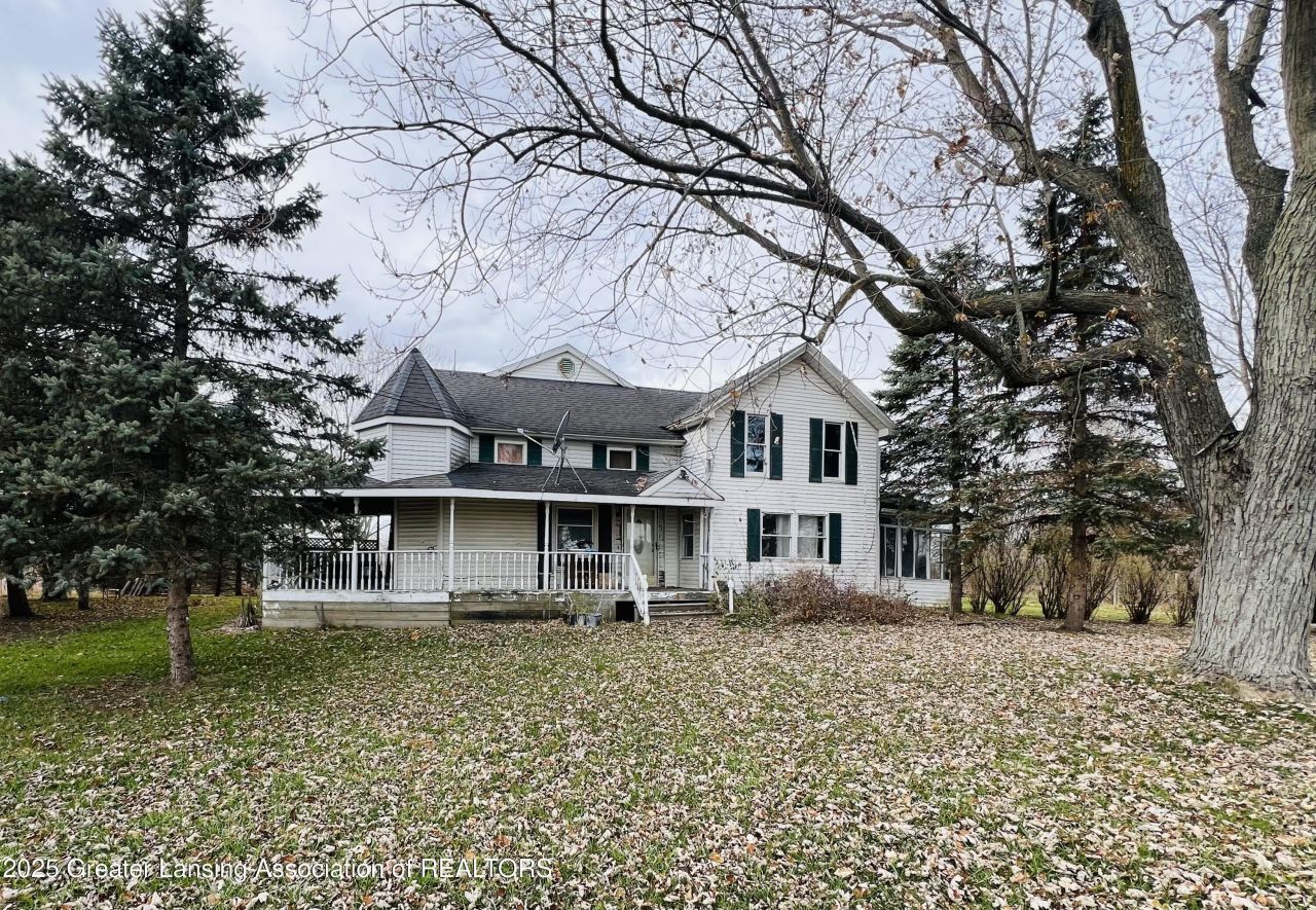 2930 S Ruess Road, Owosso, MI 48867 Main Photo