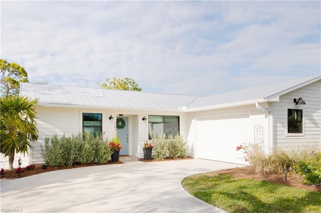 167 1st St, Bonita Springs, FL 34134 Photo