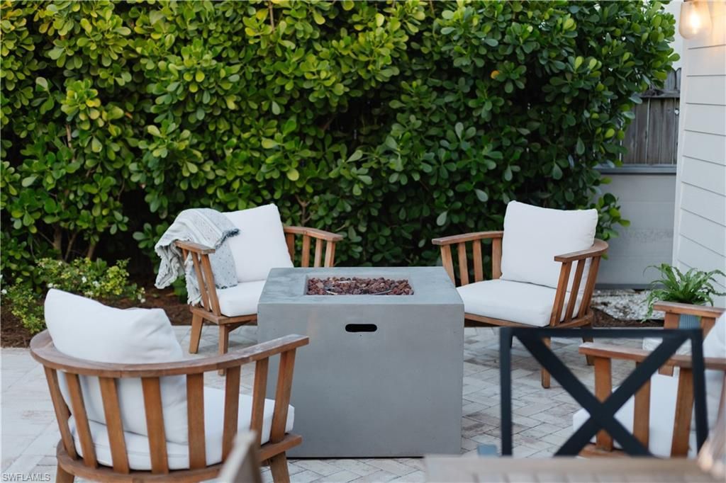 167 1st St, Bonita Springs, FL 34134 Photo