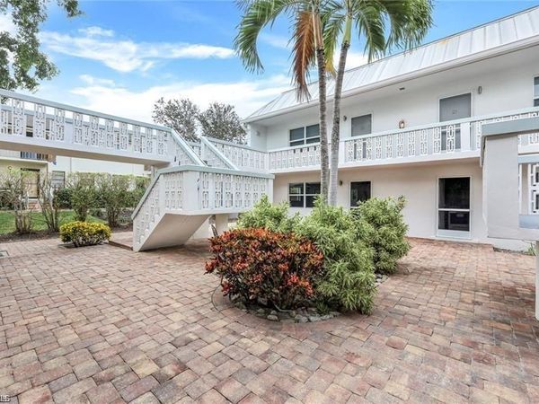 780 10th AVE S, Unit 1, NAPLES, FL 34102