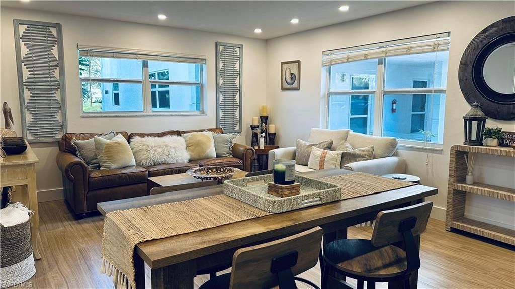 780 10th Ave S, Unit 1, Naples, FL 34102 Photo