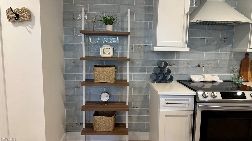 780 10th Ave S, Unit 1, Naples, FL 34102 Photo