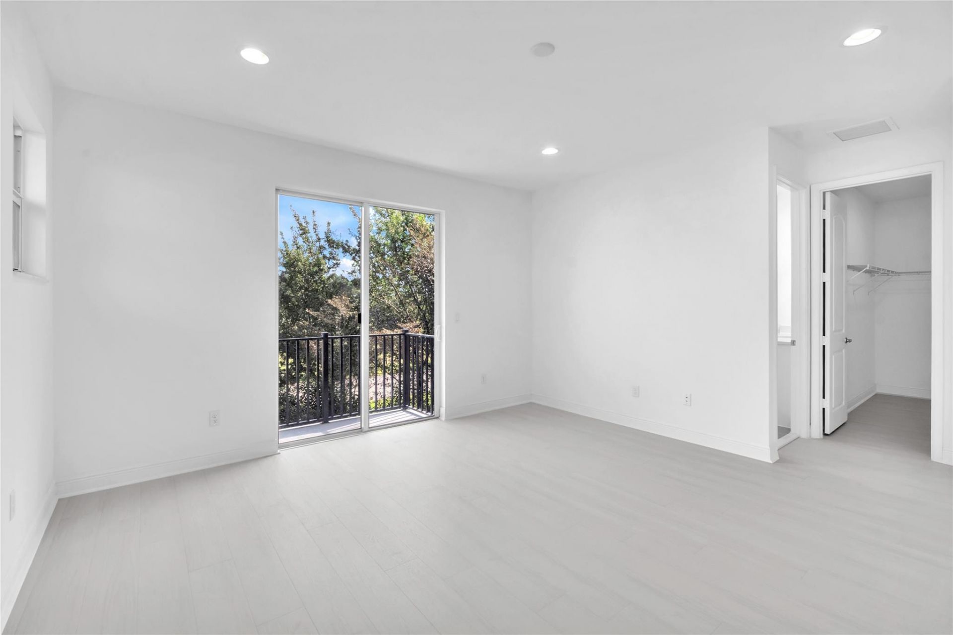 6947 Pines Circle, Unit 21, Coconut Creek, FL 33073 Photo