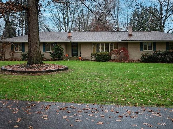 361 Spring Grove Drive, Tallmadge, OH 44278