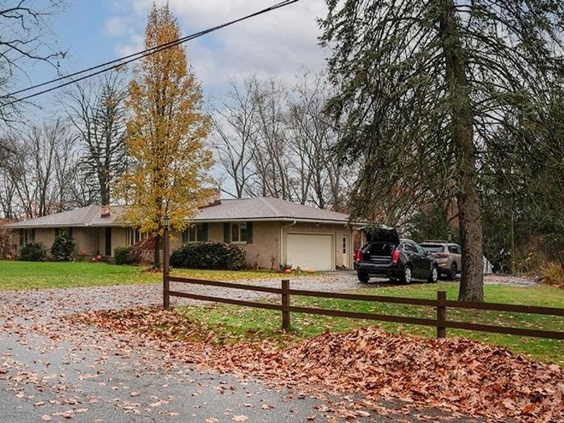 361 Spring Grove Drive, Tallmadge, OH 44278 Photo 7