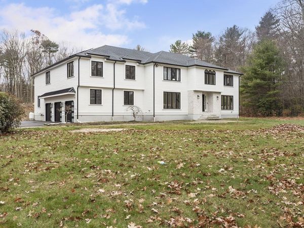 23 Bens Way, Hopedale, MA 01747