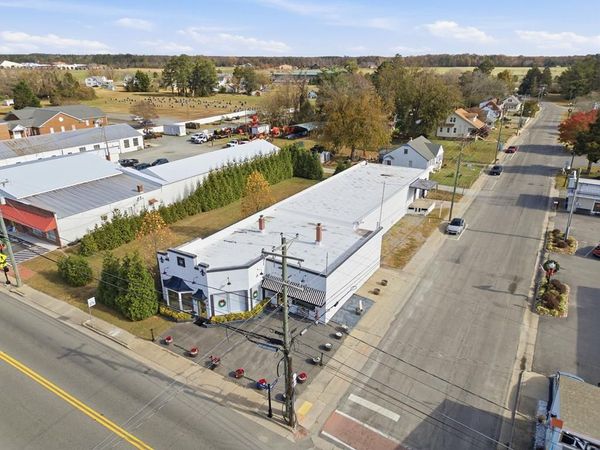 156 Main, WARSAW, VA 22572