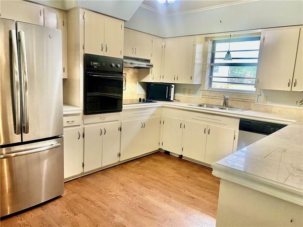 308 IRIS PARK Drive, Pineville, LA 71360