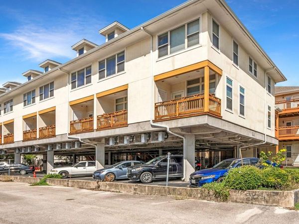 305 E 31st ST, Unit 6, Austin, TX 78705
