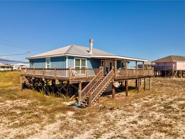 106 St Denis Court, Dauphin Island, AL 36528