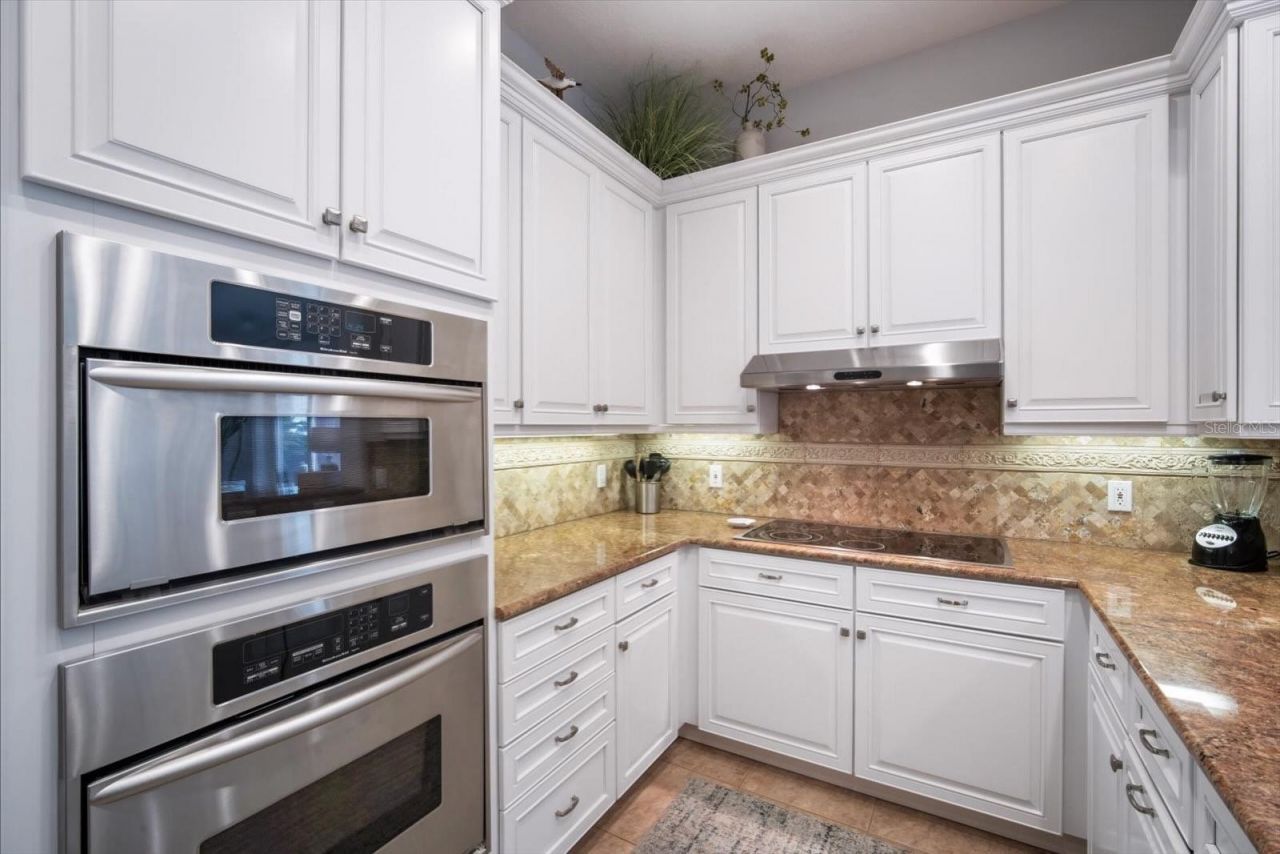 7316 Gulf Drive, Unit 8, Holmes Beach, FL 34217 Photo