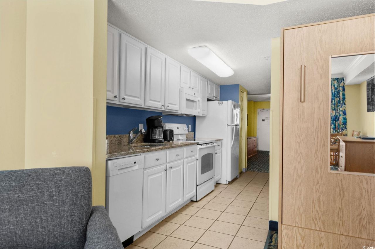 2201 S Ocean Blvd. Photo 14