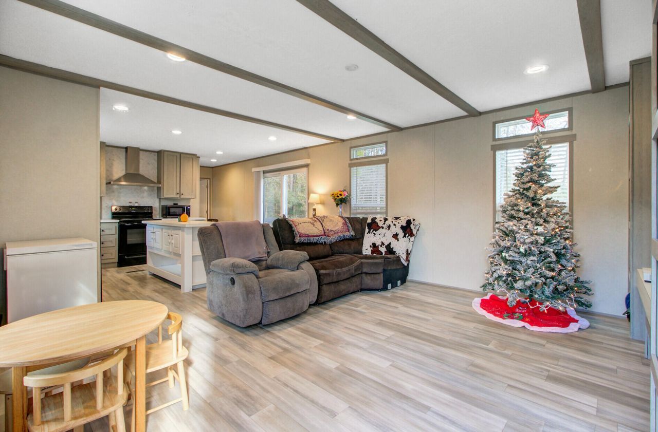 70 Orchid Court Photo 13