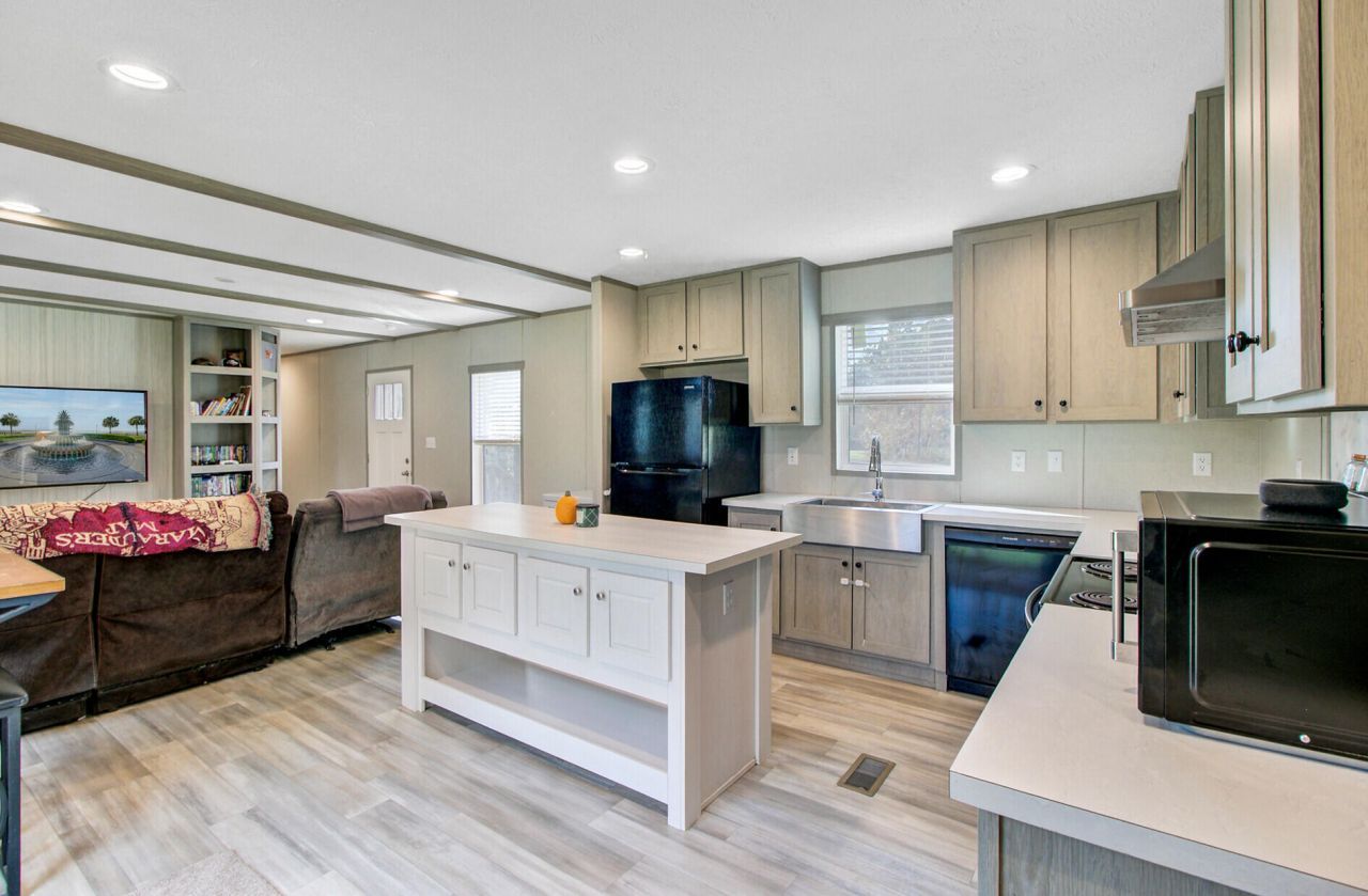 70 Orchid Court Photo 15