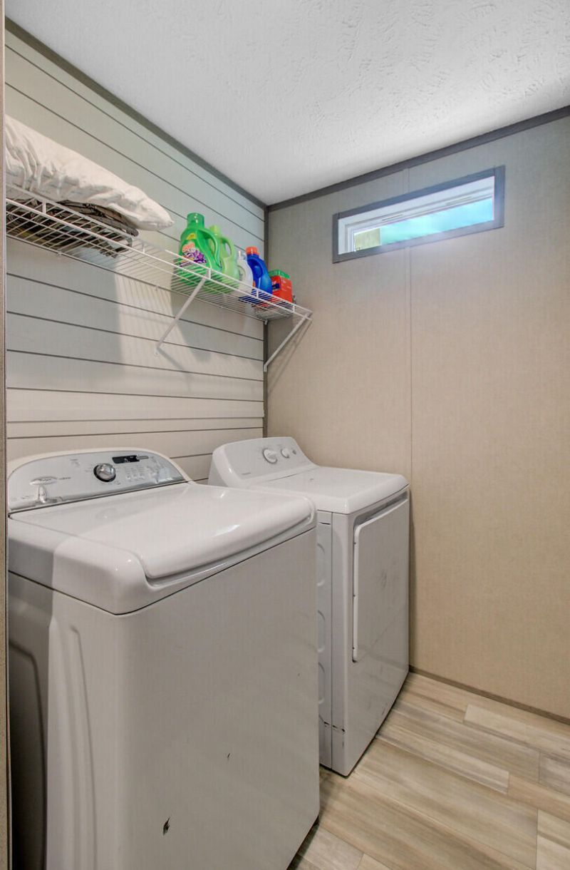 70 Orchid Court Photo 20