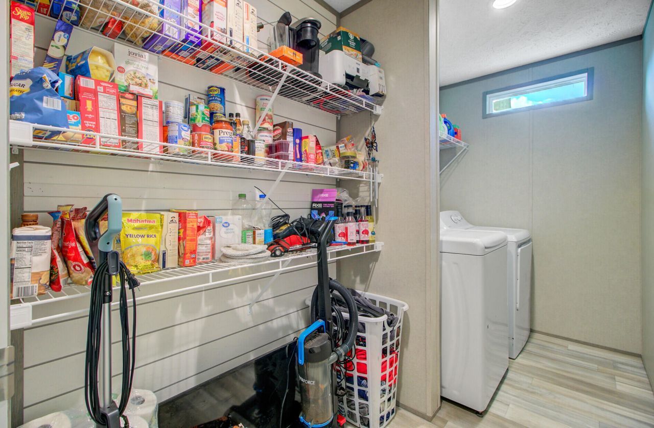 70 Orchid Court Photo 21