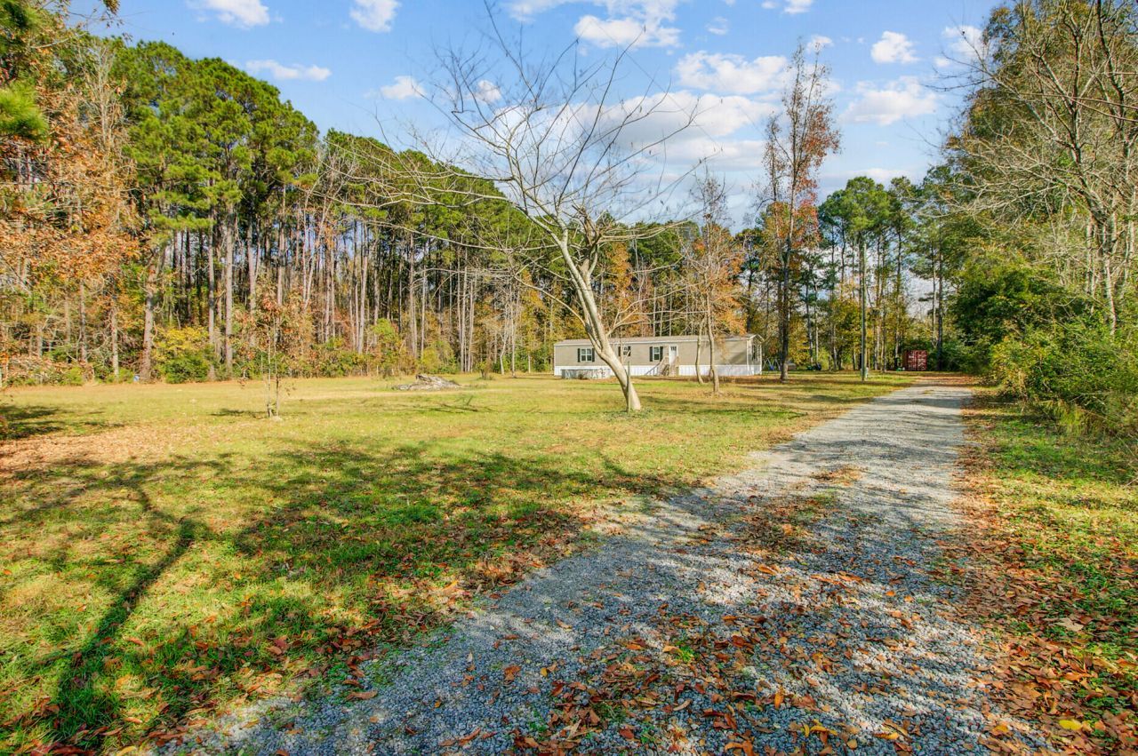 70 Orchid Court Photo 33