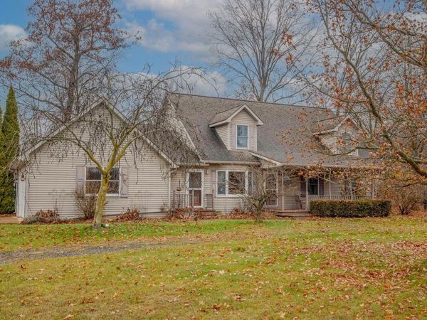 70778 Halsey Square Road, Burr Oak, MI 49030