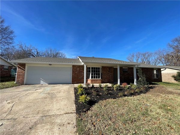 2200 Sandy Street , Springdale, AR 72762