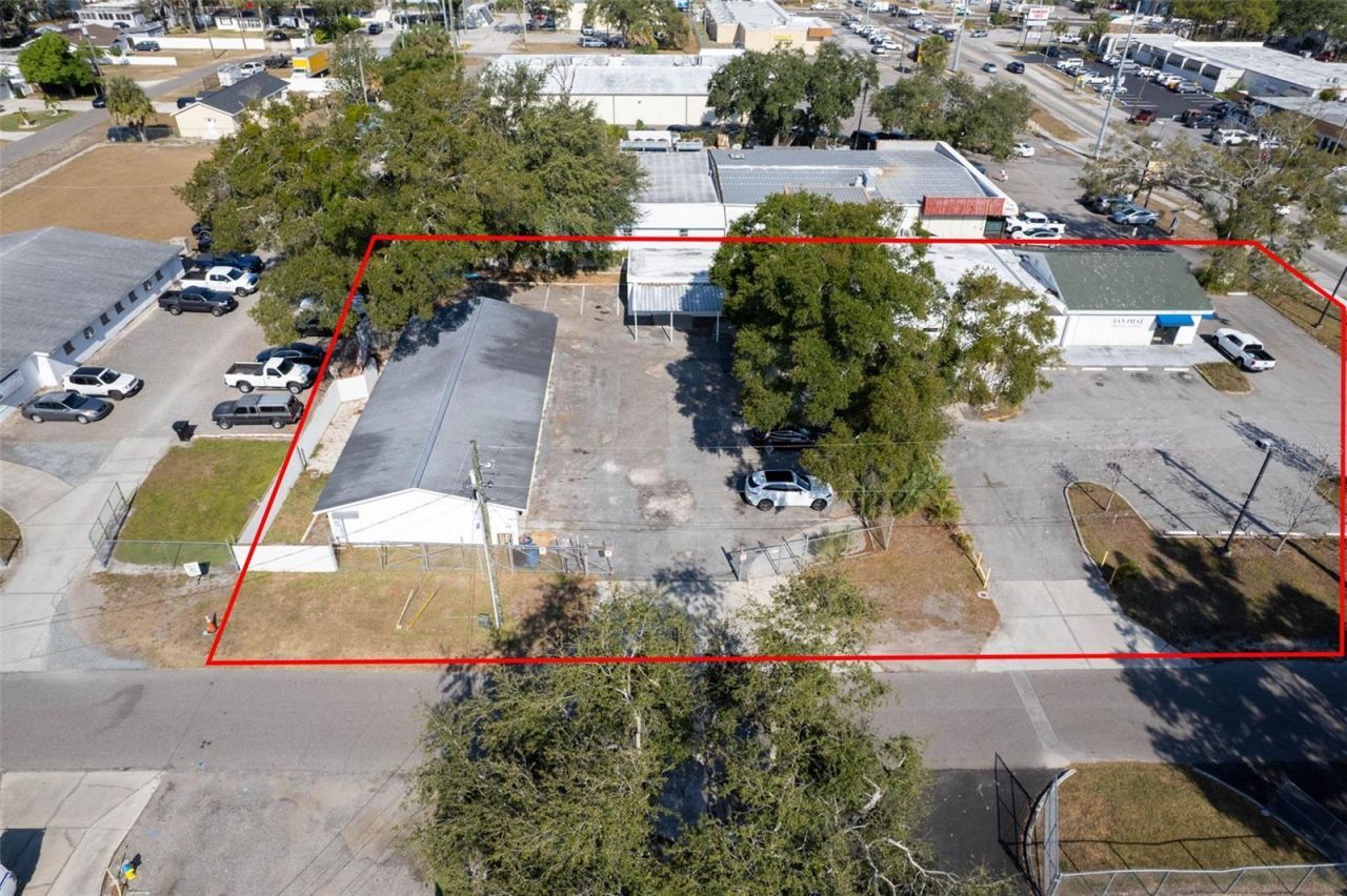 8202 N Armenia Avenue, Tampa, FL 33604 Photo