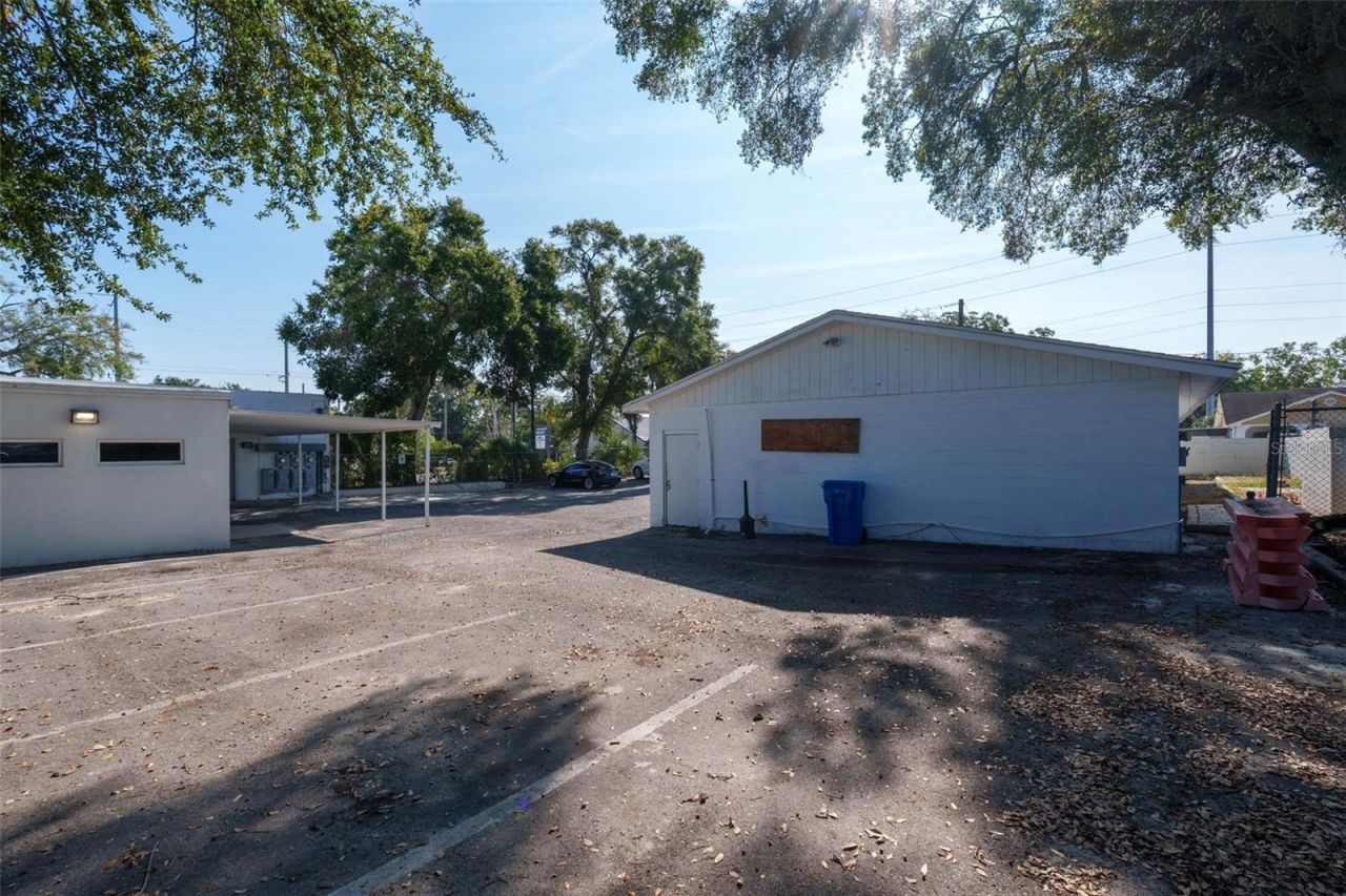 8202 N Armenia Avenue, Tampa, FL 33604 Photo